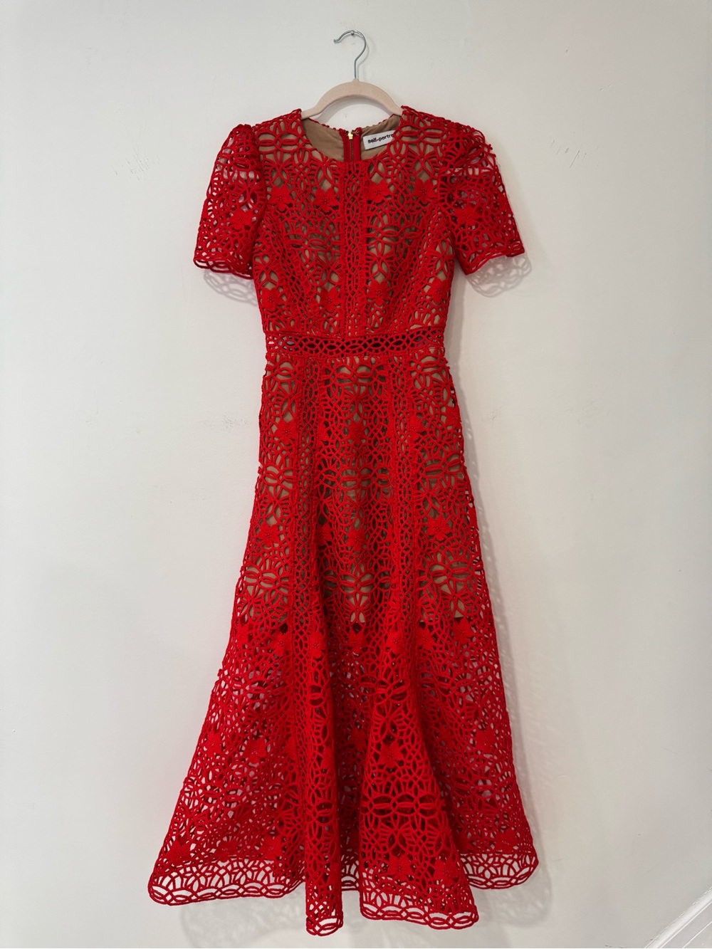 Self-Portrait
Guipure Lace Round-Neck Midi Dress - Picture 4 of 16